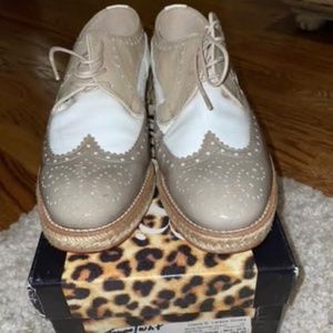 Diane B. Milano Wintip Spadrille Oxford, white/taupe, size 37.5